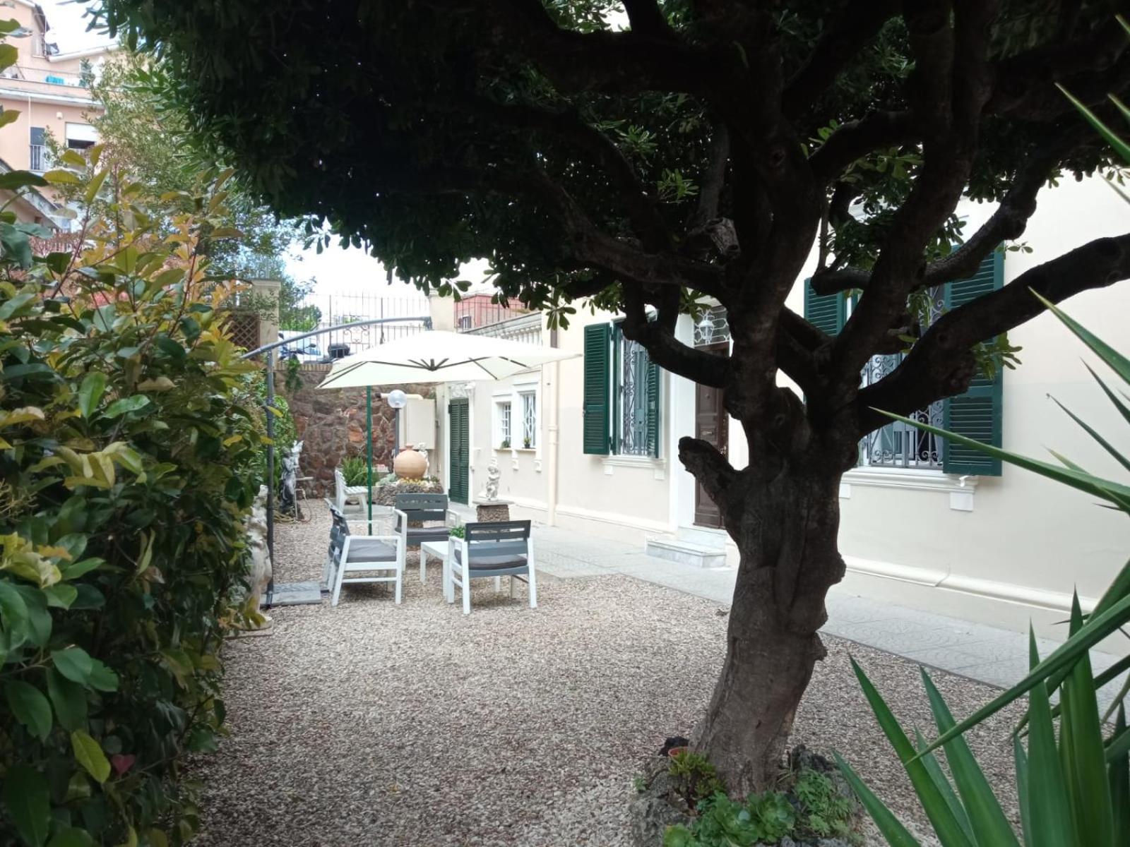 Holiday Garden House Roma Εξωτερικό φωτογραφία
